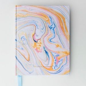 Rachel Hollis Priority Planner 💗